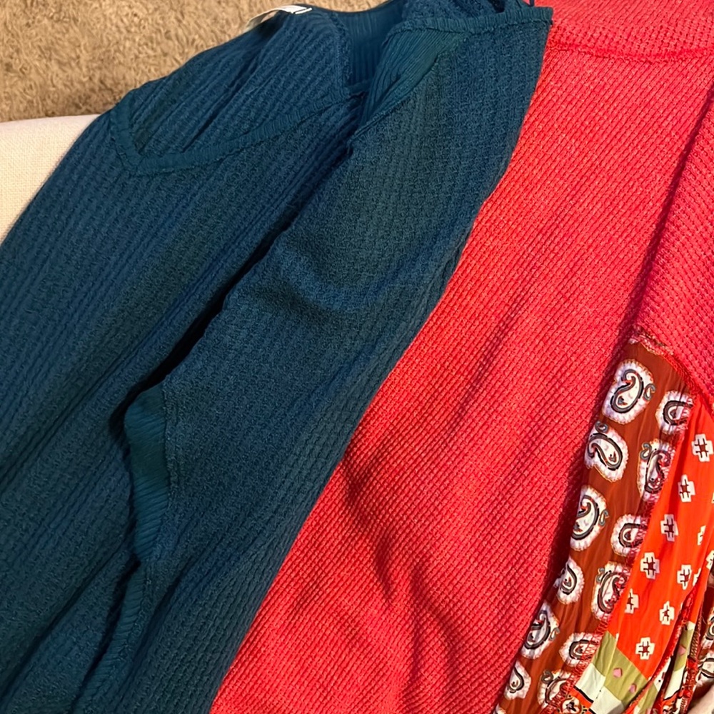 FINAL SALE 3 Free People sweaters